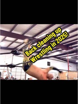 Big Vito Cleaning up wrestling in the year of Joe Pesci 2025! #bigvito #WWE #wcw #wrestling #wrestletok #fypage #thedonofwrestling #botchamania #fail #fypシ゚viral #wrestling 