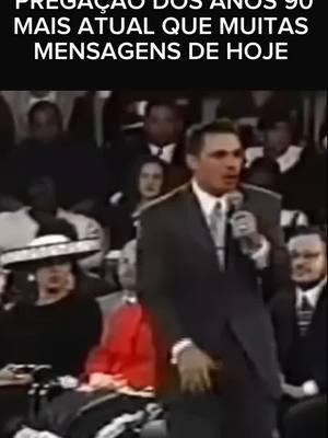 Uma pregação da década de 90, ministrada por Michael Pitts, voltou a ser comentada nos últimos dias. O ministro enfatizou a indústria gospel nas igrejas e que muitos cantores cristãos estão vendendo seus ministérios.  . . . . . . . . . . . . . . . . . . . . . . . #Deus #JesusCristo #EspiritoSanto #evangelho #biblia #viral #igreja #reforma #calvino #lutero #leonardravenhillbrasil #calvinista #arminiano #fyp #luterana #presbiteriana #assembleiadedeus #cristo #foryou #martinholutero #ravenhill #santidade #deusnocomando #solafide #solagratia #solascriptura #soluschristus #solideogloria #leonardravenhill #paulwashersermons 