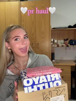 PR HAUL! tysmm💗 follow my insta and yt ellalovespinkkkkk 🤍 @Daisy spamm ⛑️⛑️ #fyp #viral #blowthisup #pr #prhaul #followmeonyt #evryjewels #youthforia #idewcare #haul #preppy #boardingschool @Youthforia Makeup @EVRY JEWELS @I Dew Care 