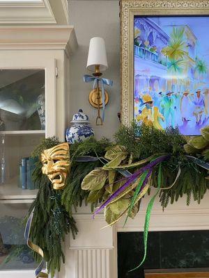 Sunday stroll through my Mardi Gras home ✨🎭 From the porch to the mantle, it’s all about timeless Louisiana charm! 💜💚💛 #MardiGrasDecor #HomeInspo #SouthernStyle #LetTheGoodTimesRoll #mrsevansplace  