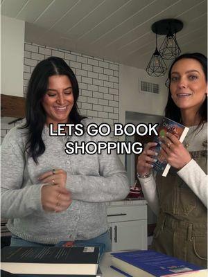 Replying to @Alison when you're with the book queen @brady lockerby 💌 you have to find a book store #BookTok #bookish #weekendvlog #ditl #bookvlog #comewithme #travelvlog #realisticlifestyle #realisticlifestylecontent 