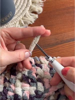 @Caydo Thread Burner: Cut Yarn with Ease! (🔗 in profile) Use code: HOME to get 20% off and try FS for free shipping.  #caydo #threadburner #crafttools #knitting #crochet 