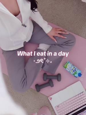 What I eat in a day 🎀  @HIPPEAS Snacks  #glutenfreesnacks  #whatieatinaday #hippeas #wieiad #wieiadhealthy #wonyoungism #pinkpilatesprincess 