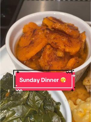 What’s on the menu for your Sunday dinner today??? #charlotte #chefambeezy #charlottechef #privatechef #caterer #charlottefood #soulfood #ilikeit #southerncomfort #sweetpotatoes #macandcheese #collardgreens #bakedchicken #cornbread #chefsoftiktok 