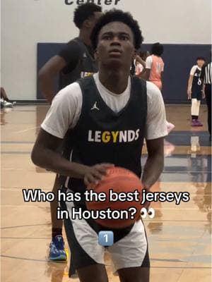 Who has the best jerseys in Houston? 👀🔥 #aau #8thgrade #madehoops #fyp 