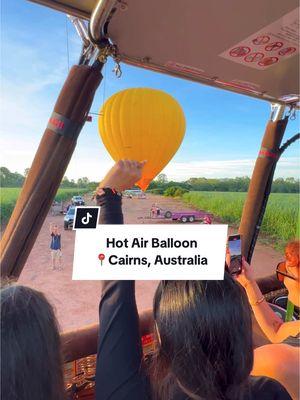 We just spent an incredible morning in a hot air balloon drifting across Cairns, Australia where we passed mango trees, sugar cane, and even some kangaroos and wallabies! If you want to see Cairns from a new perspective book a trip with @Hot Air Balloon Cairns and @EF Ultimate Break! #efultimatebreak #thisisultimate #ef #cairnsaustralia #cairns #hotairbaloon #australia #australiagram #hotairballooncairns