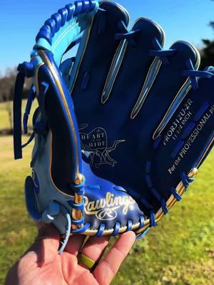 It’s baseball season! #rawlings #heartofthehide #baseball #trend #carolinasmoke #rawlingsbaseball #break #getit #infield #team #blue 