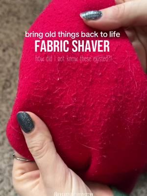 Consider me mind blown 🤯    Clothes that are pilling? Ratty old pillows? Fuzzy couch? FABRIC SHAVER 🙌🏼 Literally insane and quite actually life changing  #fabricshaver #preserve #clothes #pillingremoval #CleanTok #lifechanging #lifechanger #kidsclothes #momhack #tiktokmademebuyit 