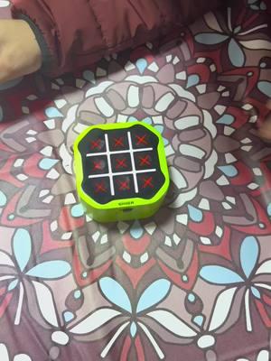 Infinite Tic-Tac-Toe against my girlfriend. #tictactoe #tictactoechallenge #brainteaser #pocketgame #boardgame #smartgame #familygame 