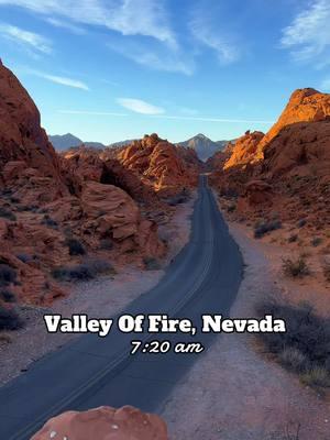 Only an hour drive from Las Vegas! 🤎  #FireWave #FireWaveTrail #ValleyOfFire #NevadaStateParks #ExploreNevada #StateGems #NevadaLiving #NevadaDesert #ThingsToDolnNevada 