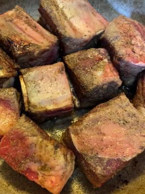 Let’s make short ribs for the first time. #foodietiktok #cookingathome #shortribsrecipe 