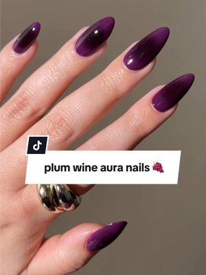 plum wine aura nails 🍇 products used: figgy delight + scorpi-oops!, & totally gelly.  #auranails #easynails #nailtrends #diynails #diynailsathome #nails #nailartinspo 