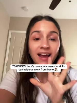 Calling all teachers who have been looking for remote work, work from home jobs or even a side hustle to bring in some extra income! Whatever your goal is, it is possible by becoming a virtual assistant! #teachertransition #lifeafterteaching #formerteacher #virtualassistant #legitworkfromhome #howtomakemoneyonlineforbeginners #howtomakemoneyfromhome 