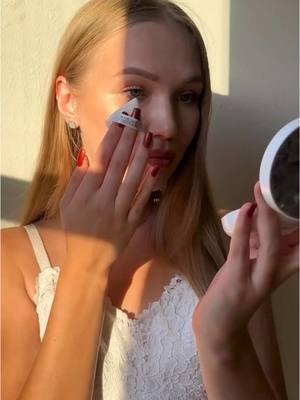 Your secret to all-day radiance: the Mineral Wear Diamond Blur Skincare Powder. ✨ No more shine, just a flawless, poreless finish that’s perfect for sensitive skin. 🌸 Guess what? Our fan-fave Mineral Wear Diamond Blur Skincare Powder is available at @Walmart! Who’s on their way?!🤩 🎥: @Daria  #PhysiciansFormula #cleanbeauty #physicianapproved #MustTry #BestofBeauty #walmartbeauty #mineralweardiamond