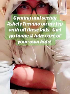 What in the heck is going on with this lady? Enough is enough & brush your hair!  #fyp #momeyproblems #moremoneymoreproblems #fyp #cancelthenoise #crazy #ashelytrevino @💓Ash Trevino💓 #disappointment 