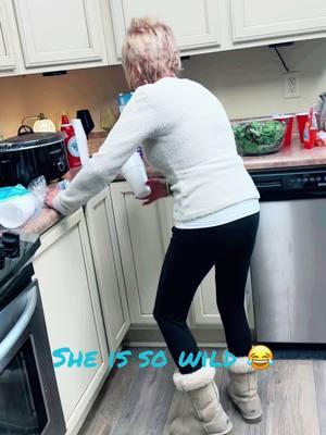 #fyp #crazybeautiful #motherdaughterduo #funnyvideos #family she is trying to regift me something I got her 😂😂😂😂