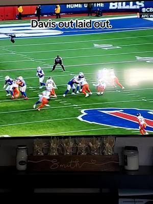 Divis hit hard. Bills vs. Broncos #NFLPlayoffs #wow #fyp #nfl #bighit 