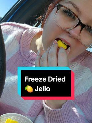 Replying to @wiggy08 definitely some tangyness at the end 🍋💛 @G-Box Freeze Dried Candy #lemon #freezedriedjello #candyreview #candyasmr #candytok #freezedriedcandy #freezedried 