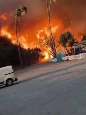 #la #losangeles #doweevencare #californiafire 