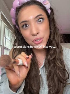 im going to hold your hand when I say this… #grwm #grwmroutine #grwmmakeup #grwmforschool #grwmstorytime #grwmrelationship #signshesnotintoyou #hesnotintoyou #signshesnotinterested #signshesnotinterested #grwmmen #grwmrelationshipadvice #situationship 