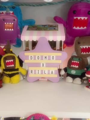 Ask me questions or if you want a close up on a specific Domo let me know I’ll make TikTok’s about it!!!! Last room post probably 🥹 thank you for making me happy #domo #domokun #domokunforpresident #domokun❤️ #domokunplush #domokunlovers #domokuncollection #domokuninvasion #domokunkun #domokun67 