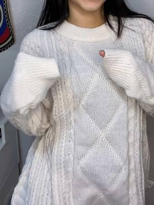 #sweater #knittedsweaters #winterfashion #winterwear #TikTokShop #tiktokmademebuyit 