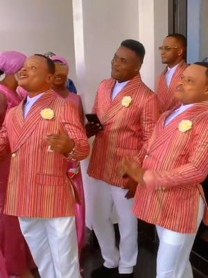 Angola's Popular Twins Wedding  #palops  #viralvideos # maquiando #weddingtiktok  #tiktokforyoustage #Viralvideos 