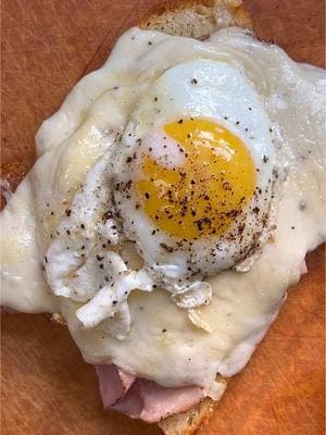 My version of a Croque Madame. This took less than 20 minutes from start to fuck yeah let’s eat it. I dare you to make it. #Recipe #ham #cheese #croquemadame #eating 