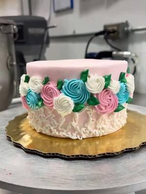 #caketutorial#cakes#caketok#caketoker#keytakakes#diycakes#howtocake#cakedecoratingvideo#cakevideo#buttercream#buttercreamdecoration#caketransition#cakeart#cakeartist#birthdaycake#birthdaycakes#buttercreamcake#buttercreamcakes#trendycake#trendycakes#cakedesign#cakedesigns#cakedesignideas#cakehack#cakehacks#simplecake#beautifulcake#beautifulcakes#cakeidea#cakeideas#minicake#minicakes#floralcake#floralcakes