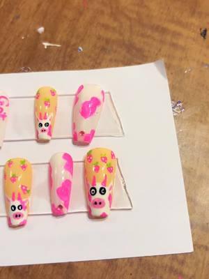 #pressonnails #handpaintednailart #pressonnailbusiness #pressonnailset #cow #moo #cownails #cownails🐄 