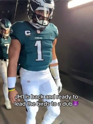 The way he walks is so tuff😂#smittyfx #eaglesfootball #jalenhurts #nfl #playoffs #tunnel #packers #sunday #qb #devontasmith #fyp #tuff #jh1 #jalenhurtsszn 