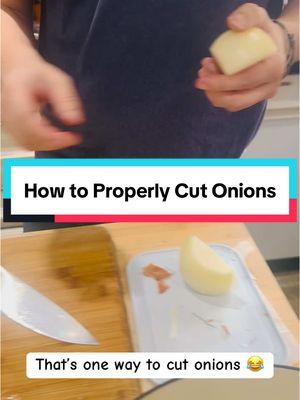 WHAT IS THIS SONG THOUGH? #innovations #funnyhusband #cooking #cookingtips #CookingHacks #cookingtiktok #cookingtok #onionsoup #onionchallenge #funnymoments 