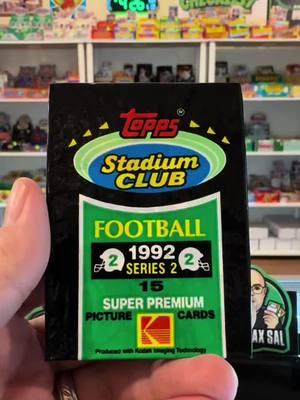 1992 Topps Stadium Club Football Series 2 Pack #junkwaxsal #hotgarbage #junkwax #92stadiumclubfootball #football #footballcards #nfl #nflfootball #packopening 