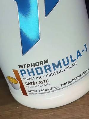 "Post work out" Rapid Absorption 💨  1st Phorm💙✨  • Phormula-1 🧪  Flavor: Cafe Latte ☕️  27g of Protein💪🏻💪🏻 . @1st Phorm  . . #1stphorm #phormula1 #postworkout #protein #energy #onthisday #foodforbrain #trending #foryou #brainfood #nutrition  