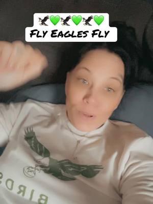 💩 on these Cheeseheads baby😂🦅💚🦅💚#fyp #auntiecougar #philadelphiaeagles #philly 