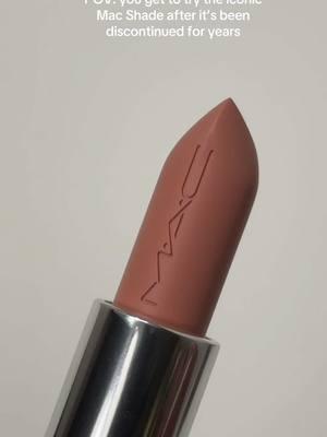 Replying to @FabBeautyBOSS  ok now I see the hype  @maccosmetics Oak lip liner, Fleshpot lipstick  #newmakeup #nudemakeup #maccosmetics #fleshpot #nudelip #lipcombo 