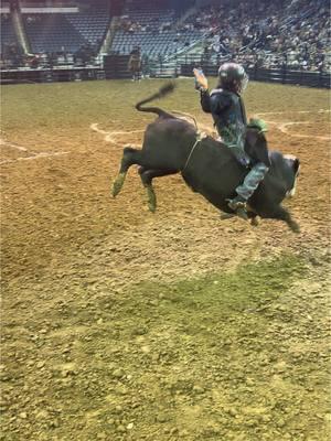 kept it rolling this weekend at the @Bulls, Bands & Barrels #glorytogod #thewyattriddle #western #rodeotok⚡️ #bullrider #cowboy 