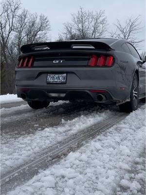 snow drifts<<<😏😏 #dontlosesight #nevergiveup #bigthingscoming #workharder #carsoftiktok #mustang #mustanggang 