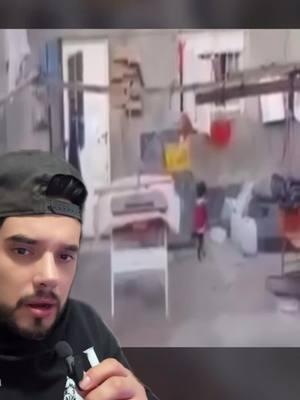 nahual REAL captado en video #nahual #bruja #chupacabra #skinwalker #paranormal #paranormalactivity #actividadparanormal #fantasmas #miedoyterror #paranormaltiktok #terrorsobrenatural #ovnis #greenscreenvideo #sirena #sirenareal #miedo