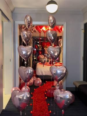 I love you baby 🌹💗🥰There's no better way to say I love you than with a romantic room decor surprise.  Valentine’s Day is just one month away! Our exclusive décor packages are now available, but spots are filling up fast—don’t miss out!🥰🌹😍 #hotelroomdecor #vegasstrip #ValentinesDay #valentinesdaygift #vday #romantichotelsurprise #romantichotelroomdecor #romanticdecoration #lasvegas #vegasdecor #hotelroomdecor #decoratedhotelroom #vegasroomdecor #romanticroomdecor #vegas #hoteldecorations #asvegasdecor #birthdaydecor #vegasbirthday #lasvegasbirthday #birthdayroomdecor  #cosmopolitanlasvegas #thecosmopolitanhotel 