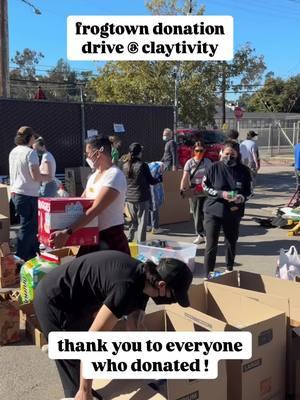 Thank you so much to our wonderful community that showed out this morning, and to @sydneypaigekennedy for helping organize everything ❣️ Beautiful to see how our claytivity community can help make a difference in this rough time 🫶 Thank you again !  #lafires #californiafire #donationdrive #frogtown #charity 