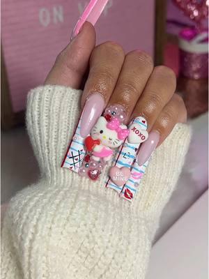 I LOVE THIS SET🎀😍 & sorry I suck at these transitions 🤣 - - #beginnernailtech #nailtech #nailtransition #vdaynails #ValentinesDay #valentinenails #viralvideo #fypシ #nailart #notebooknails #newyear 