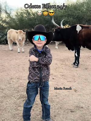 Ya se le quedó 😂👏🤠🐮 #morinranch  #cattleranch #odette #fypシ #rgv956 #foryoupage #cowboy #cows #cowsoftiktok #paratii #odetteeffect #vaquero #cooldude #ranchlife #littlecowboy #cowboyup #trending #trend #viraltiktok #vacas 