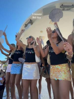 @dphiemiami 🧜🏽‍♀️ #umiami #miamirush #dphiemiami #bidday 