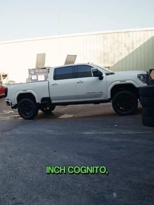 The @Cognito Motorsports system with the Elka shocks is our favorite setups for these new GM trucks. The quality is top notch and the ride is fantastic. The 4” kit drops the differential and corrects all the geometry in the front to give you proper handling, travel, and normal wear and tear on joints and bearings. 💪 The @KG1 Forged Wheels wheels round it out nicely (pun intended) and have that company logo on display at all speeds. 😎 Go to TitanMotoring.net and hit the “Get A Quote” button to get your rig sittin’ right! 🤙 #gmc #gmcsierra #liftedsierra#liftedgmc #sierrahd #denalihd #cognitomotorsports #elkasuspension #kg1 #kg1forged #liftedtrucks #lifted #lifteddiesel #duramax #liftedduramax #nashville #middletennessee 