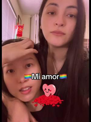 No le gusta que la grabe😂🏳️‍🌈 #lesbianasenusa #chicaslesbianas #lesbiansoftiktok #lesbian #mujereslesbianas #novias #wlw #girlswholikegirls