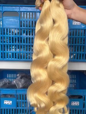 Blonde body wave bundles hair #hair #blondehair #613hair #bodywavehair #humanhair #humanhairbundles #rawhair #rawhairbundles #bodywaverawhair 