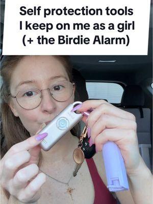Every girl needs to carry some form of protection on them at all times. I hate that the world is that way, but it’s a reality and it’s better to be prepared than to wish that you had been prepared. Obviously awareness of yourself and your surroundings is vital, but walking with a form of safety tool or self protection tool gives you more confidence if you are ever in a situation where you are alone. #birdiealarm #staysafe    #sa#safetye#selfprotectiona#CapCut