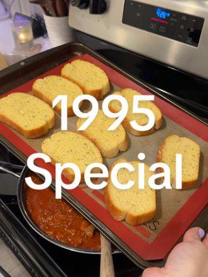 Mostly jokes, but honestly you can never go wrong with 1995 special… y’all it’s literally just spaghetti with meat sauce 🍝 #stormicooks #cookingwithstormi #EasyRecipe #spaghetti #1995 