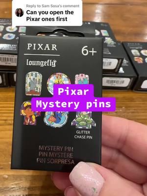 Replying to @Sam Sosa ok but the up one is so cute! #unboxing #foryoupage #blindbox #disney #mysterybox #pins #pintradingdisney #tradingpins #mysterypins #pintrading 